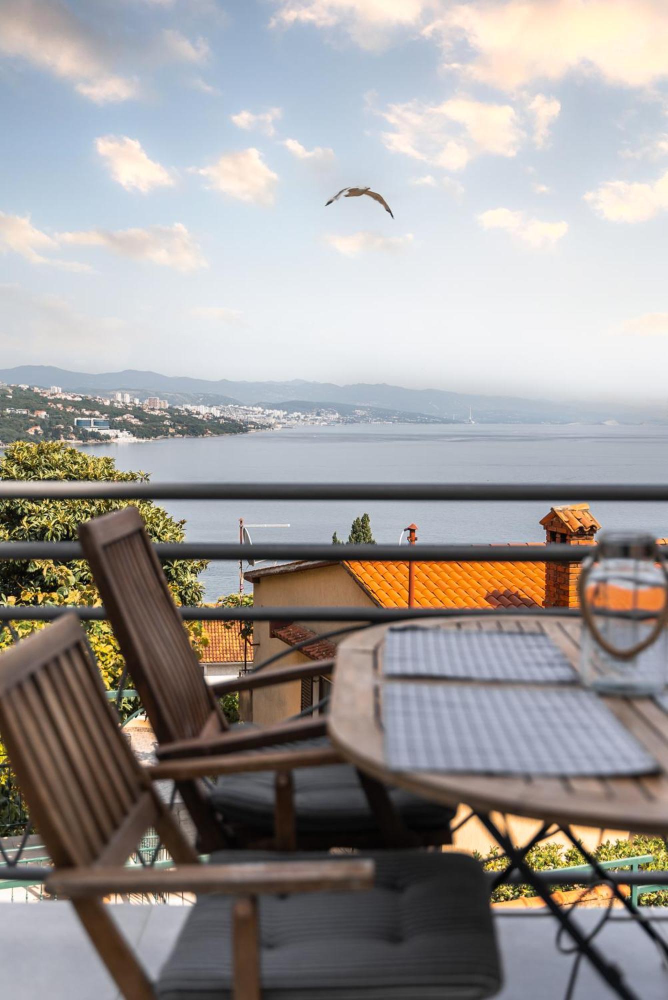 New Cosy Apartments With Private Parking Opatija Dış mekan fotoğraf